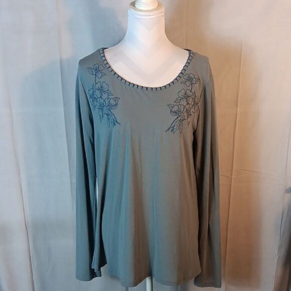 Kori Floral Embrodered Long Sleeve Blouse - Picture 1 of 8